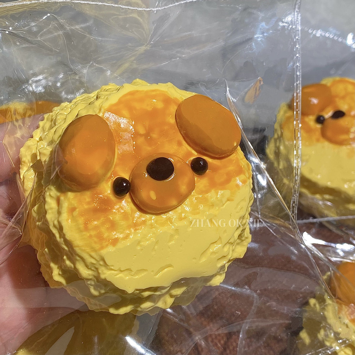Dog Toast Squishy Toy, Food Grade Silicone Fidget Toy, Cute Ins Style Food Shaped Stress Relief Squeeze Toy for Teens Adults