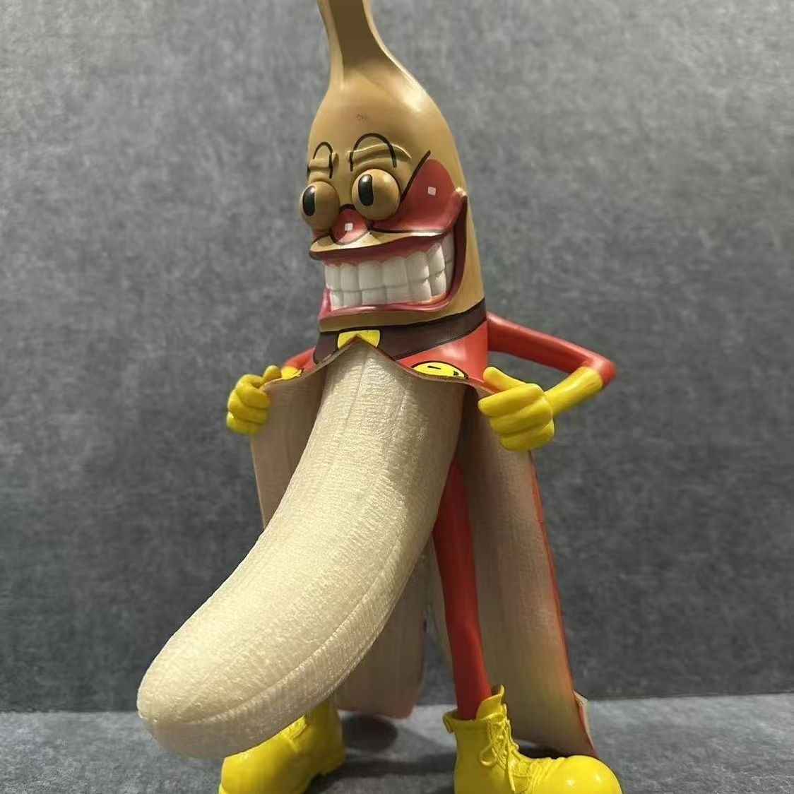 Headplay Style Funny Evil Banana Man Figurine, Weird Gag Collectible Model, Desktop Decoration, Novelty Gift
