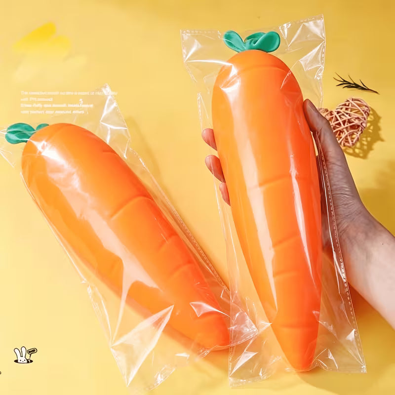 Stretchy Carrot Pull Prank Toy, Realistic Pretend Kitchen Food Fidget Toy, TPU Novelty Toy for Party Favors & Classroom Rewards, 1PC Random Color